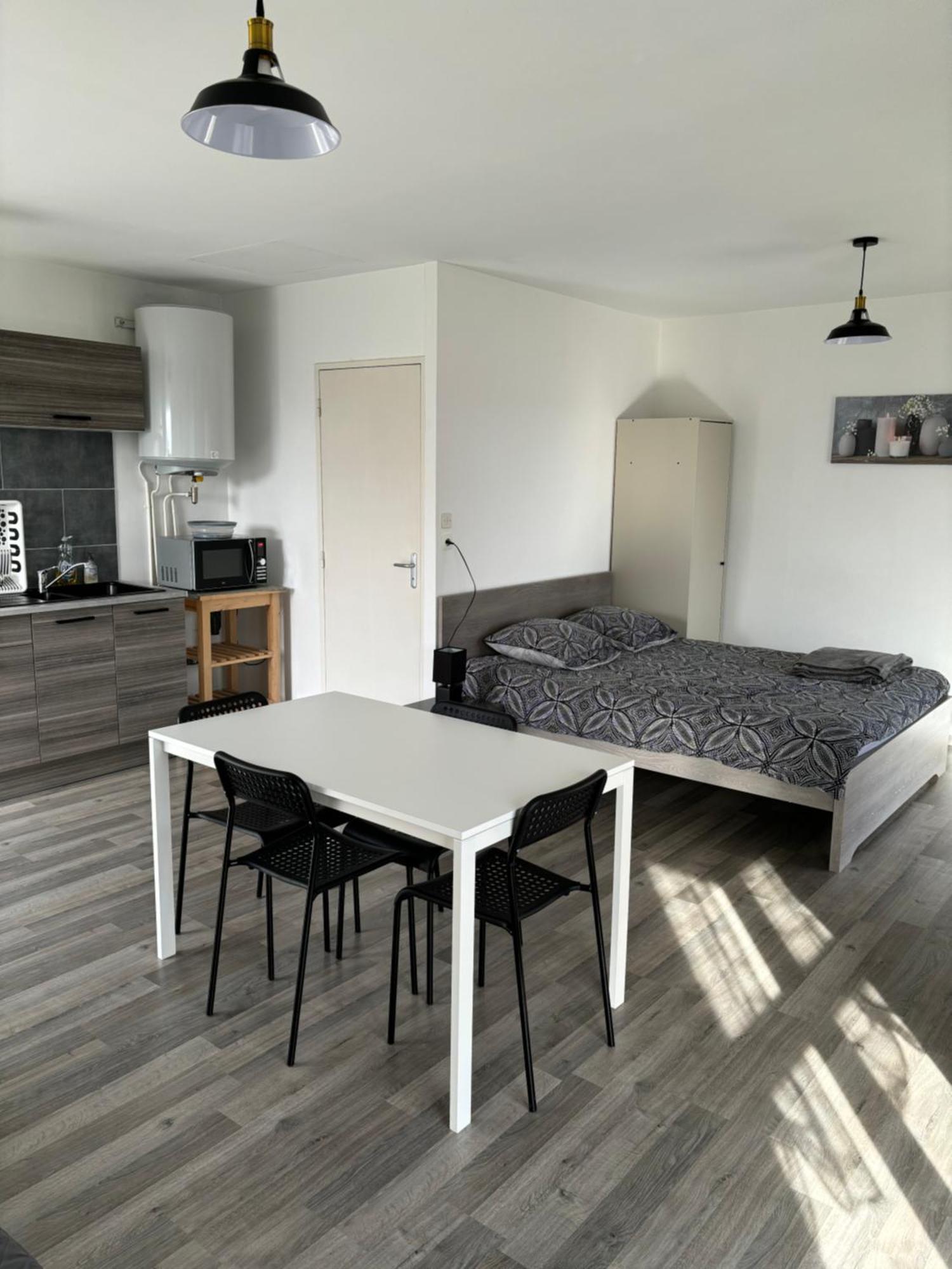 Studio Albert Avec Terrasse A Proximite De Metz Ngoại thất bức ảnh
