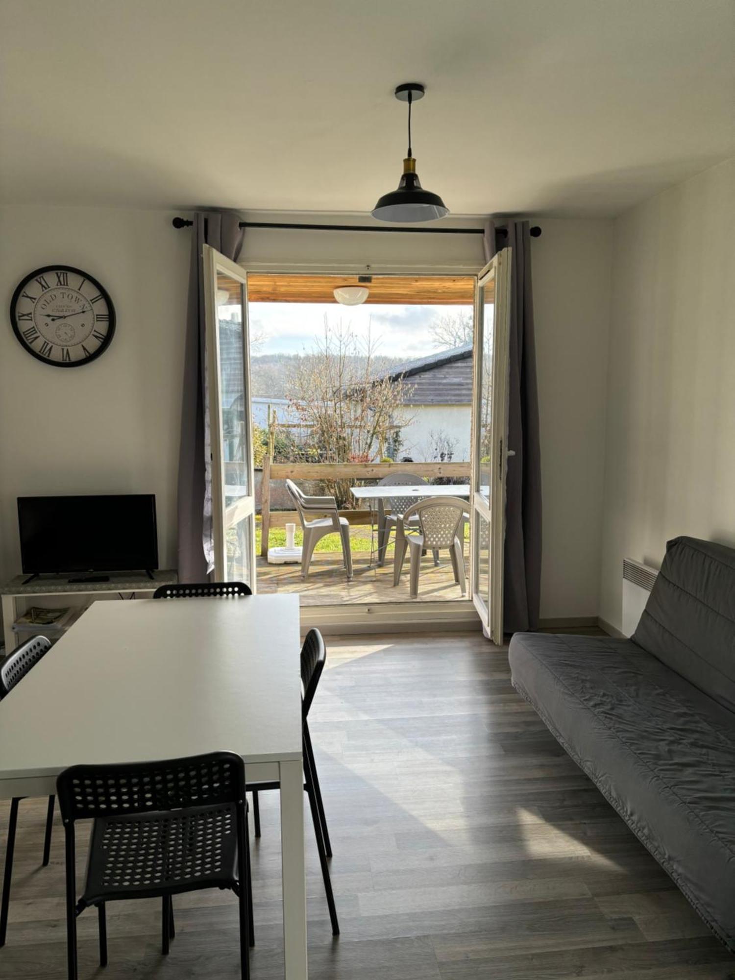 Studio Albert Avec Terrasse A Proximite De Metz Ngoại thất bức ảnh