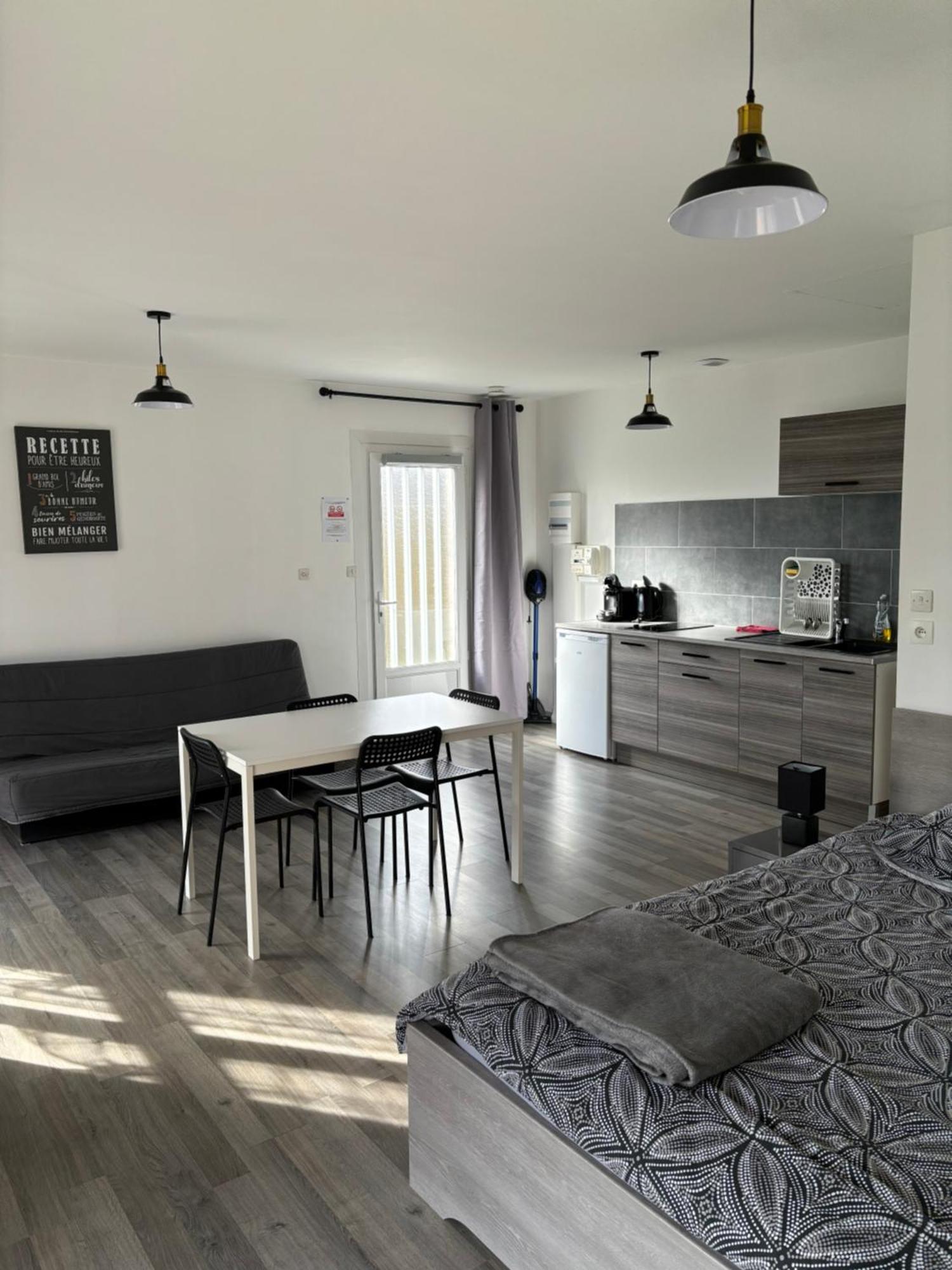 Studio Albert Avec Terrasse A Proximite De Metz Ngoại thất bức ảnh